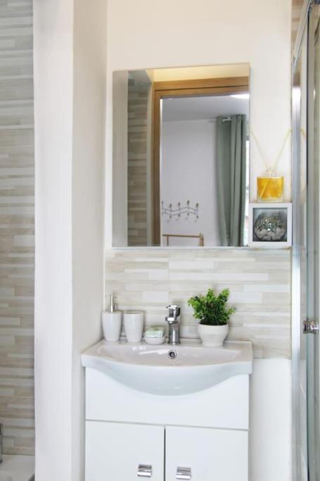 Apartamento Casa Romeo Vinitaly - Free Parking - Wifi Verona Exterior foto