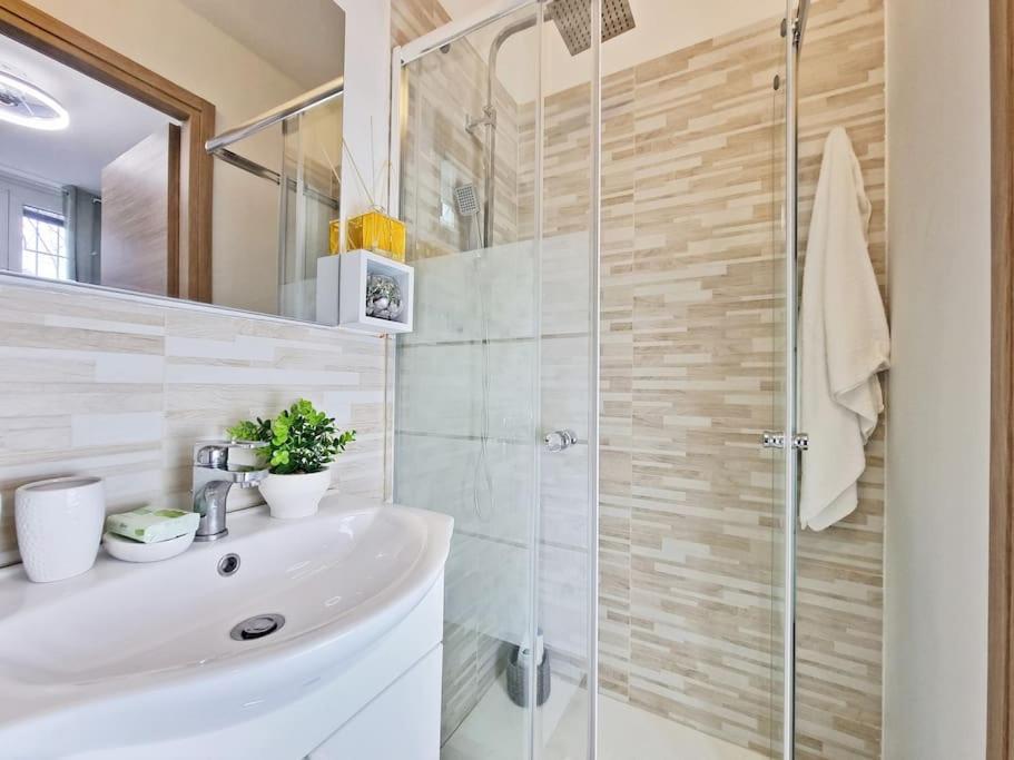 Apartamento Casa Romeo Vinitaly - Free Parking - Wifi Verona Exterior foto